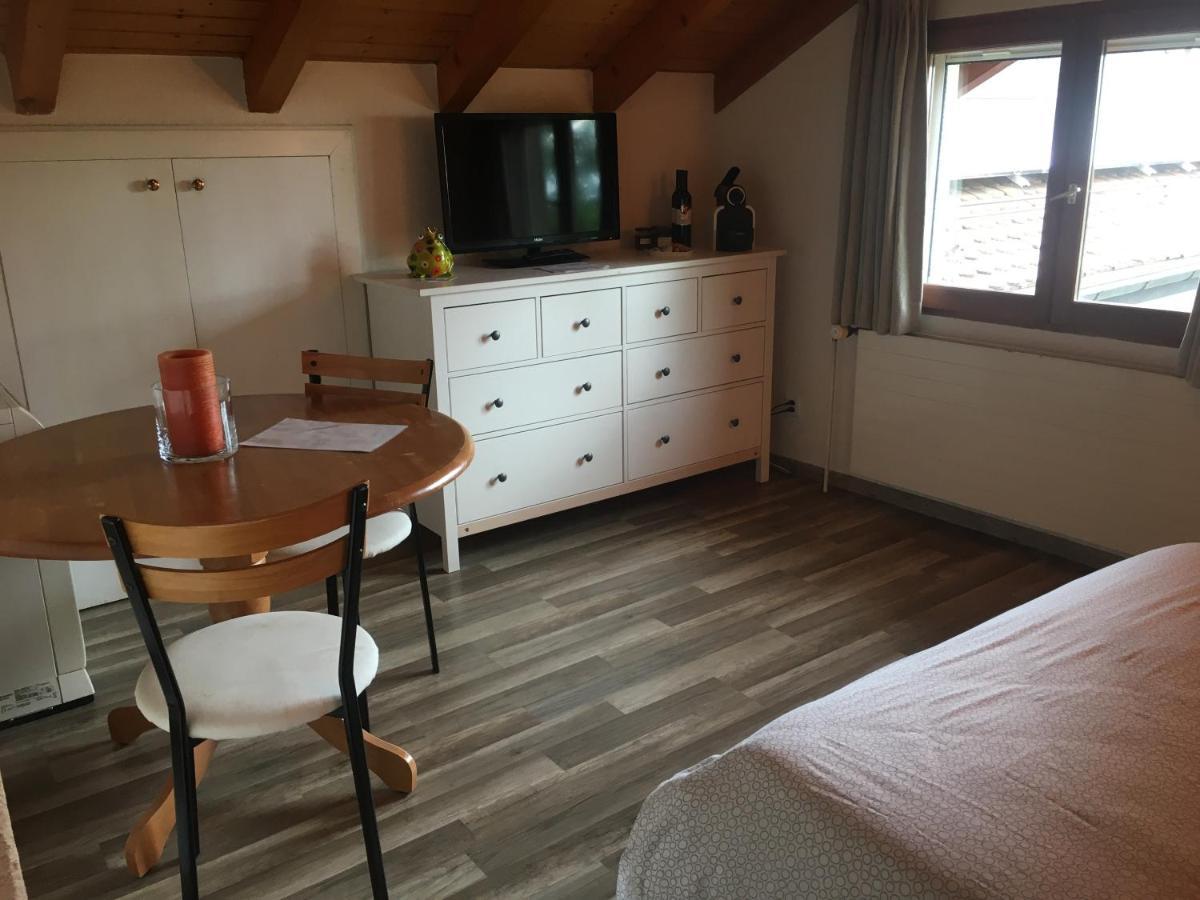 Tartegnin Domaine Viticole Bed & Breakfast エクステリア 写真
